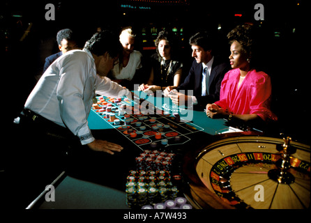 Roulette giocare al Casino Las Vegas Nevada Foto Stock