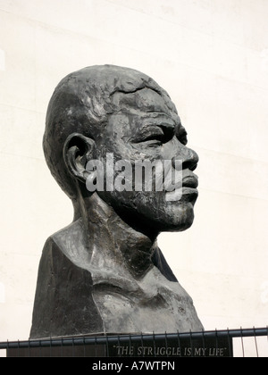 Busto di Nelson Mandela Foto Stock