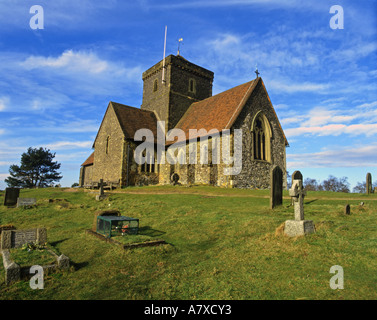 Santa Marta la chiesa normanna su North Downs modo Guildford Surrey in Inghilterra Foto Stock