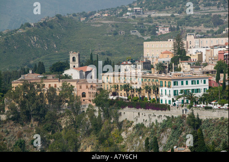 L'Italia, sicilia, TAORMINA: San Domenico Palace Hotel, il più antico e più famoso monastero Hotel in Italia Vista esterna Foto Stock