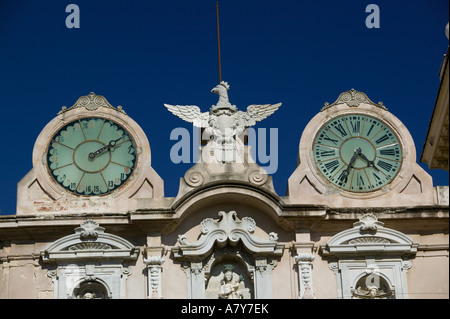 L'Italia, Sicilia, Trapani, Palazzo Senatorio (Cavaretta), Doppia Torre dell Orologio Foto Stock