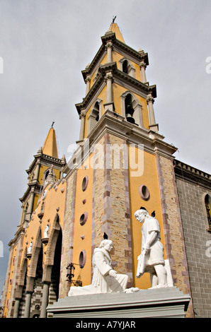Nord America, Messico, Mazatlan. La cattedrale nel cuore del centro storico Foto Stock