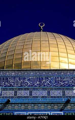 Israele, Gerusalemme, area palestinese, Omar gilted dome sul Monte Moriah Esplanade Foto Stock