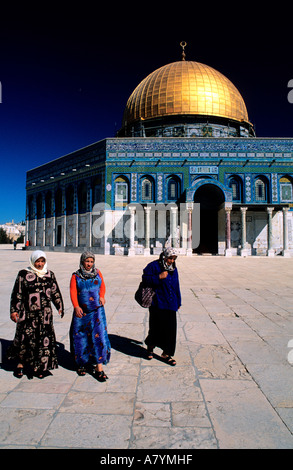 Israele, Gerusalemme, area palestinese, Omar gilted dome sul Monte Moriah Esplanade Foto Stock