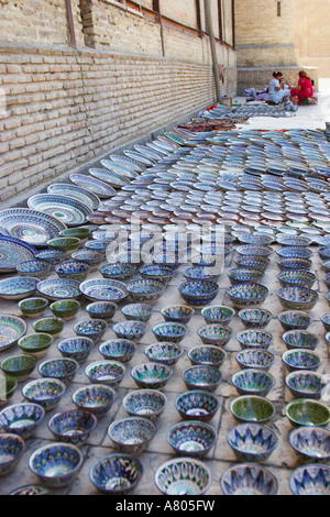 Bukhara, donne piastre di vendita Foto Stock