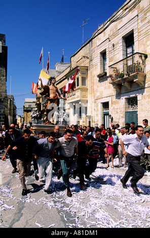 Malta, Pasqua e la Settimana Santa, la processione del Venerdì Santo a Zejtun Foto Stock