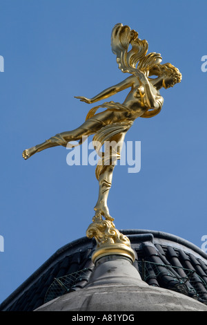 Banca d'Inghilterra statua dettaglio Threadneedle Street London Foto Stock