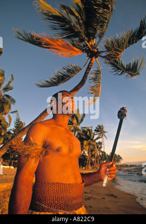 Uomo in abito tradizionale, Viti Levu, Isole Figi Foto Stock
