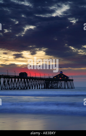 Imperial Beach Municipal Pier al tramonto di San Diego County in California Foto Stock