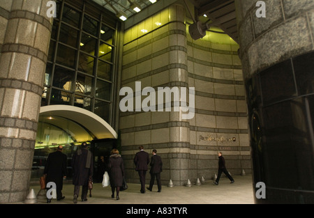 Il nuovo ufficio in centro a Londra per PricewaterhouseCoopers LLP 1 Embankment Place London WC2N 6RH Foto Stock