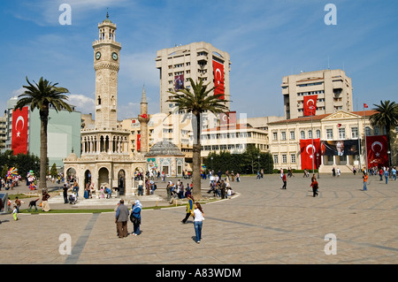 Torre dell'orologio, la piazza Konak Izmir in Turchia. Foto Stock