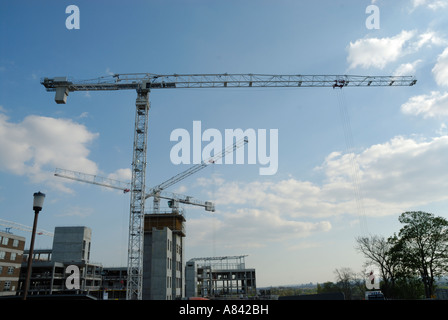 Gru a torre sulla Regina Alexander Ospedale sito in costruzione Foto Stock