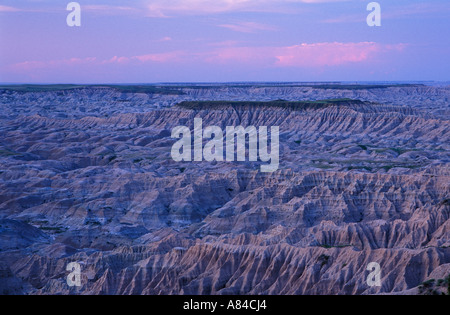 Badlands al crepuscolo angolo sud-ovest del gruppo del Nord Parco nazionale Badlands Dakota del Sud Foto Stock