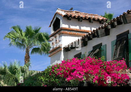 Vegetaion tropicale in stile mediterraneo Las Brisas Hotel in Palm Springs, California, Stati Uniti d'America Foto Stock