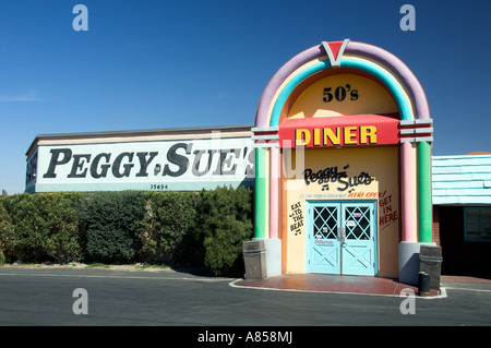 Peggy Sue Nifty Fifties Diner in Barstow, California USA Foto Stock