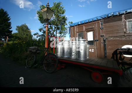 Una scena congelata in epoca vittoriana su conserve staion al Highley in Severn Valley Railway Foto Stock