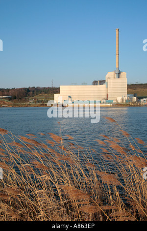 Centrale nucleare Kruemmel accanto al fiume Elba vicino Geesthacht nella Germania settentrionale Foto Stock