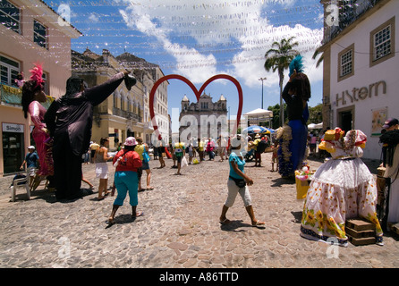 Largo Cruzeiro de Sao Francisco Street Salvador Brasile Foto Stock