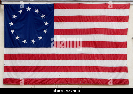 Betsy Ross bandiera americana con 13 colonie rappresentato di Filadelfia in Pennsylvania USA Foto Stock