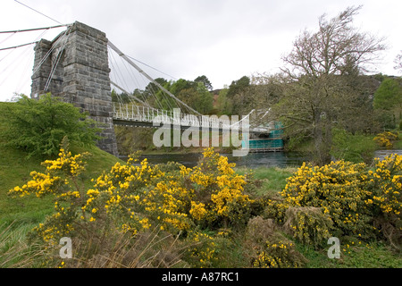 Ponte di Oich sospensione ponte vicino a Fort Augustus in Scozia Foto Stock