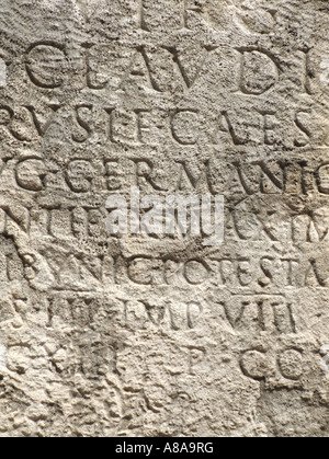 Iscrizione in latino presso le terme di Diocleziano Museo di Roma Foto Stock