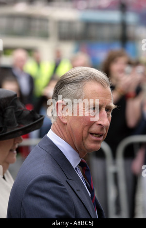 Sua Maestà, Re Carlo III, durante una visita regale a Liverpool Foto Stock