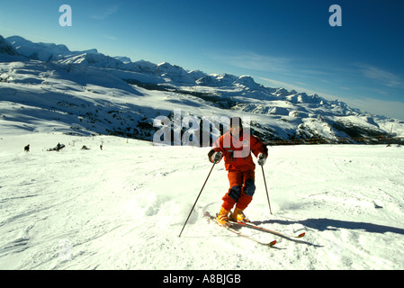 Il Canada in inverno le montagne rocciose a sciare la capra di montagna occhio Sunshine Village Il Parco Nazionale di Banff Foto Stock