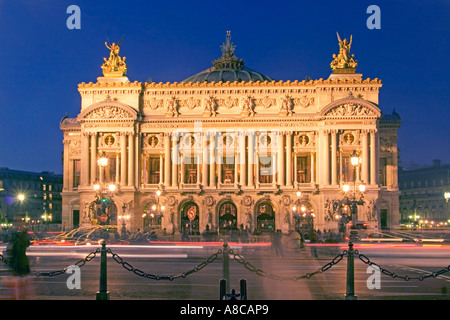 Francia Paris Opera Garnier di notte Foto Stock