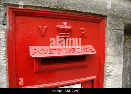 Red Victorian post box in Merton Street, Oxford Foto Stock