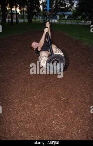 Un ragazzo adolescente su un flying fox BAPD126 Foto Stock