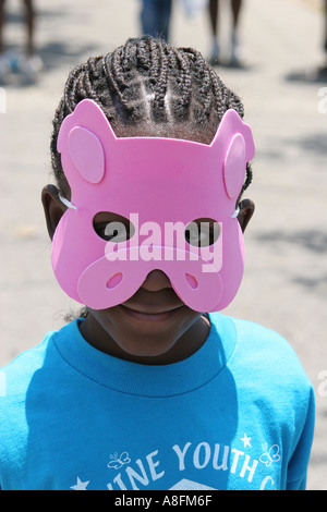 Miami Florida,Little Haiti,Earth Day Festival,festival,celebrazione,fiera,Black Blacks African African African African Minority,Haitian Woman,female,Student st Foto Stock