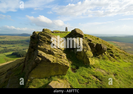 Il vertice di Shutlingsloe nel Cheshire, il Parco Nazionale di Peak District, England, Regno Unito Foto Stock