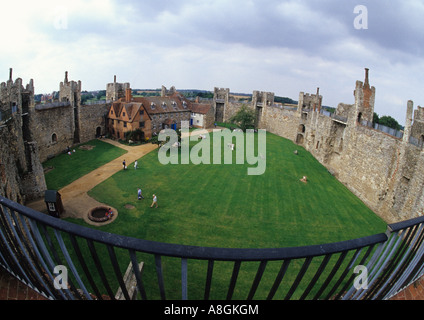 Vista fisheye del castello di Framlingham nel Suffolk nel Regno Unito Foto Stock