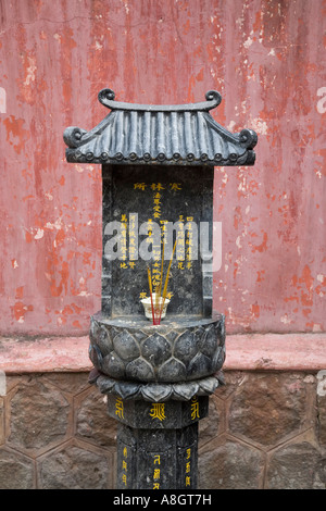 Santuario nella Pagoda dell'Imperatore di Giada, a Saigon, Vietnam Foto Stock