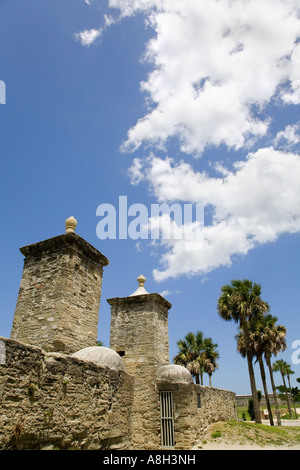 Il vecchio coquina costruito le porte della città sant'Agostino florida USA Foto Stock