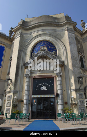 Art Deco Bar Lions edificio sul Lido di Venezia Isola Italia Foto Stock