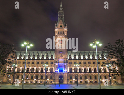 Hamburg city hall di notte, Amburgo, Germania Foto Stock