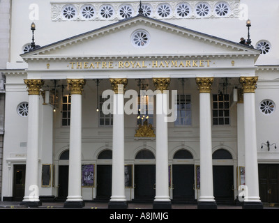 Theatre Royal Haymarket Theatre di Londra Inghilterra Regno unito Gb fascade anteriore Foto Stock