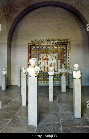 Sala dei Ritratti romani, Glyptothek, Monaco di Baviera, Germania Foto Stock