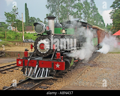Locomotiva a vapore di viaggio Tiradentes per Sao Joao del Rey Minas Gerais Brasile Foto Stock