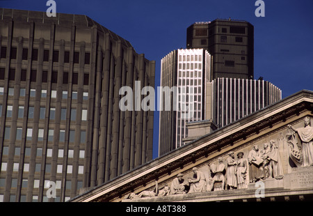 Contrasti architettonici City of London 3 Foto Stock