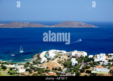 Golfo di Mirabello Elounda Elounta la spiaggia e la baia orientale di Creta Kriti grecia Europa Foto Stock