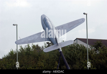 Scultura in Lutterworth Leicestershire home della fine del motore jet pioneer Sir Frank Whittle Foto Stock