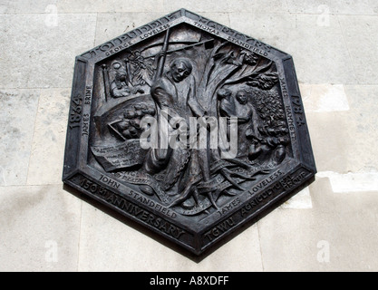 Memoriale per le sei Tolpuddle martiri presso old Crown Court Dorchester Dorset Inghilterra Foto Stock