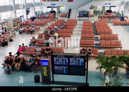 Sala partenze, capitale della Cina dall'Aeroporto Internazionale di Pechino Cina PEK BJS Foto Stock