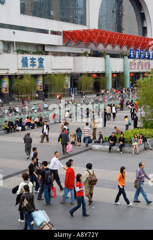 Shenzhen mall pedonale appena oltre il confine da Hong Kong Cina Foto Stock