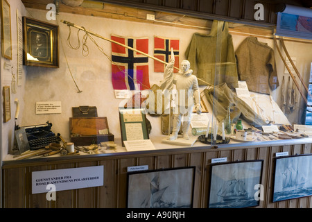 Gli articoli da Roald Amundsen per la spedizione al Polo Sud nel museo polare (Polarmuseet) in Tromso, Norvegia Foto Stock