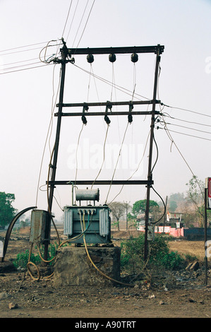 Pilone di elettricità in India Foto Stock