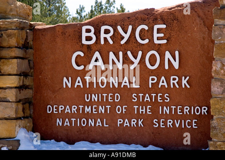 Segno di entrata al Parco Nazionale di Bryce Canyon, Utah. Foto Stock