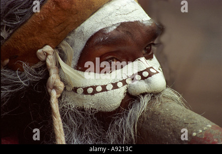 Anziano tribale Foto Stock